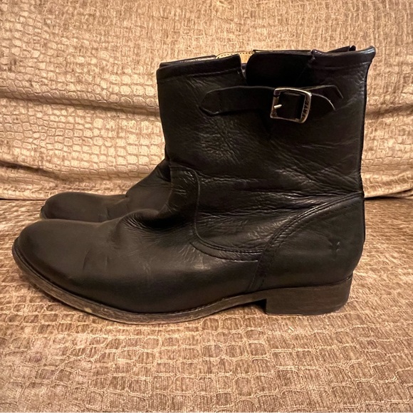 Frye Women's Pippa Black Leather Buckle ankle boots - Picture 12 of 13
